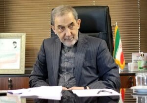 انتقاد رئیس دفتر خاتمی در دوران ریاست جمهوری به موضع ولایتی درباره عراق/ فاز اطلاعات تاریخی گرفته، جوری که گویا مشکلات یزید و عاشورا و توابین و مختار را باید نخست وزیر عراق جواب بدهد