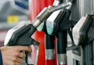 کشورهای همسایه بنزین را چند میخرند؟