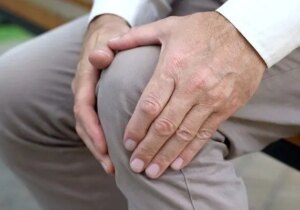 آموزش راه رفتن به تسکین آرتروز زانو کمک میکند